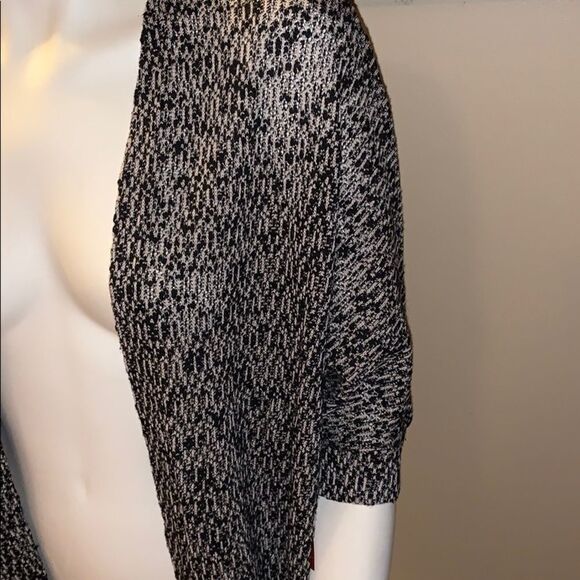 Mossimo Supply Co cardigan sweater. Size xs - Picture 4 of 8